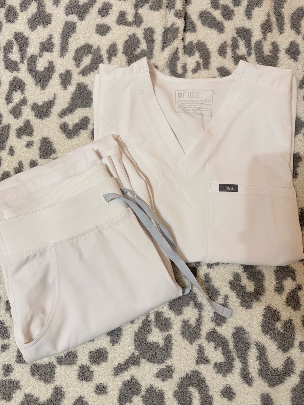 FIGS Optic White Set